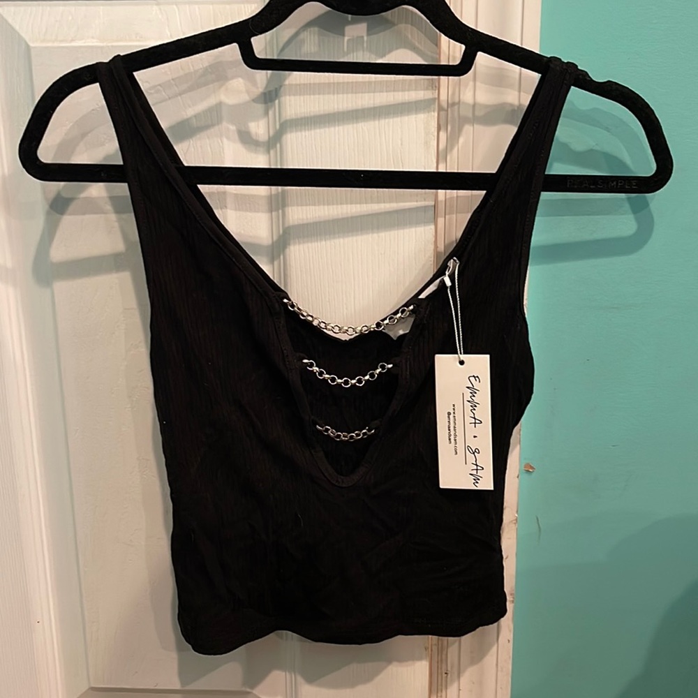 Emma and Sam chain black crop top
